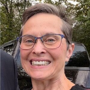 Meet your Posher, Janet